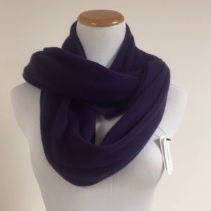 Calvin Klein never been worn purple scarf